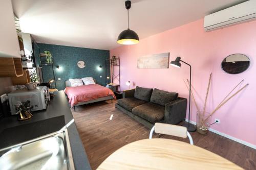 Rive-de-Gier Apartment | KASA LOUNGE - Climatisation - Au calme