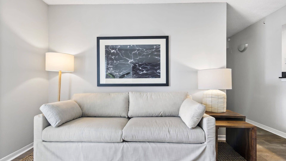 Delray Beach Apartment | Kasa | Sunny 2 BD + Pool Access | Delray Beach