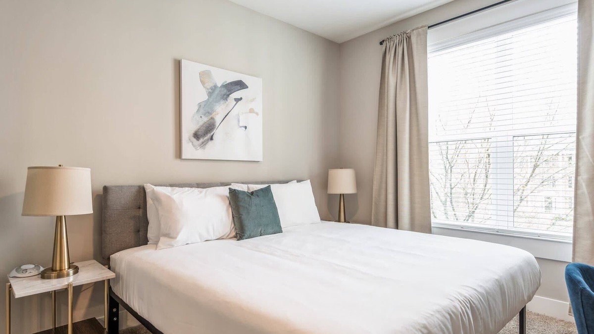 Charlotte Apartment | Kasa | Welcoming 1BD, Walk to Freedom Park | Dilworth