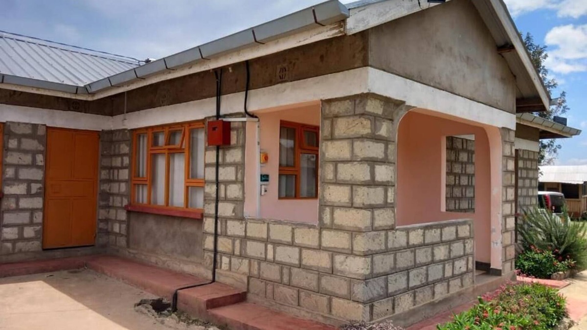 Nanyuki House | Kasuku House