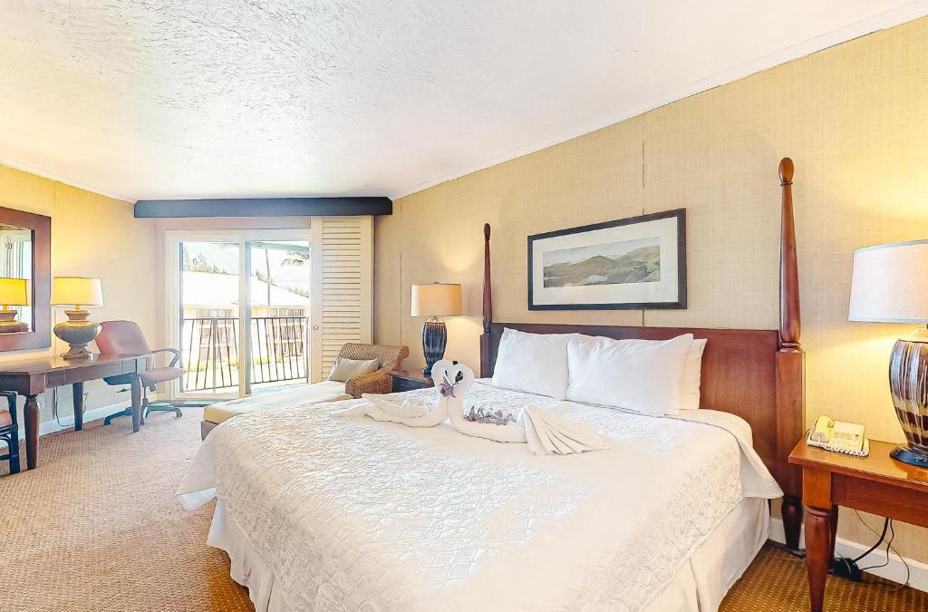 Hanamaulu House | Kauai Beach Resort #1317