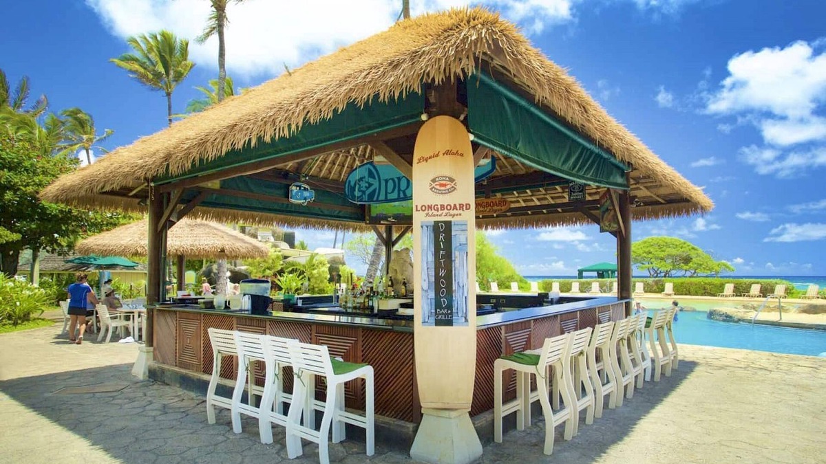 Hanamaulu Resort | Kauai Beach Resort, Top Floor, Pool View
