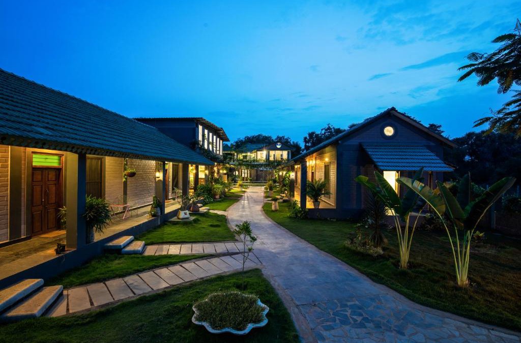 Auroville Resort | Kavas Yoga Retreat