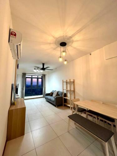 Penampang Apartment | Kavenue 2-Bedroom Scenic View by CSE