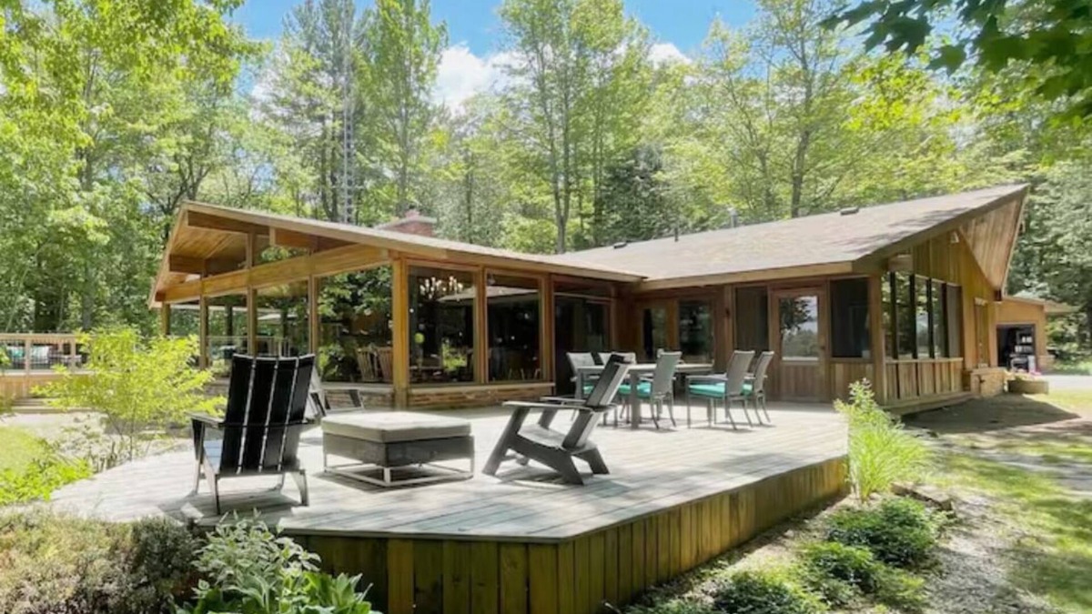 Kawartha Lakes Cottage | Kawartha Lakes Private Lakefront Estate