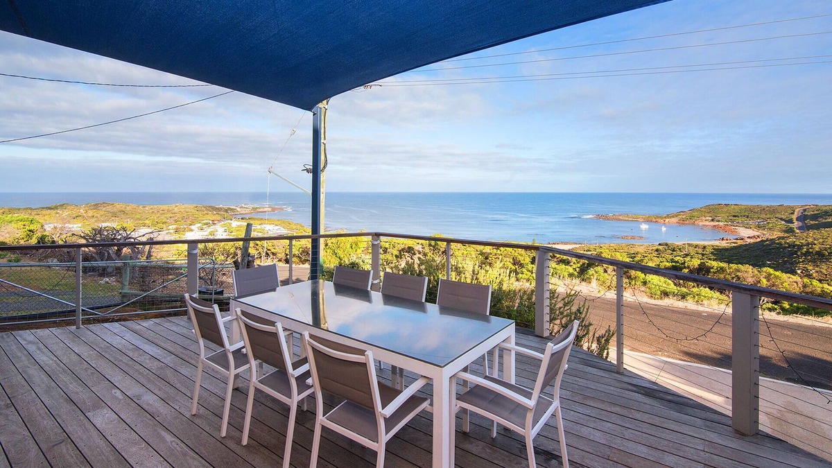 Gracetown House | Kaya Brae || Gracetown - Beach House with Ocean Views
