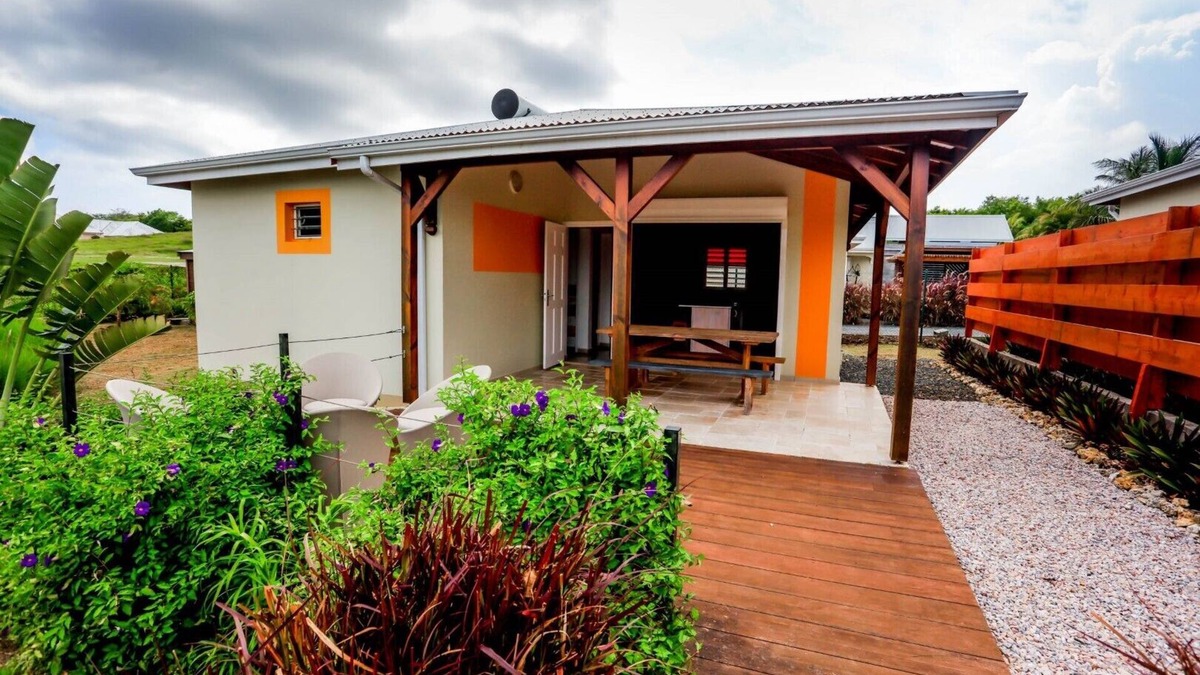 Sainte-Anne Cottage | - KAZ CORAIL -