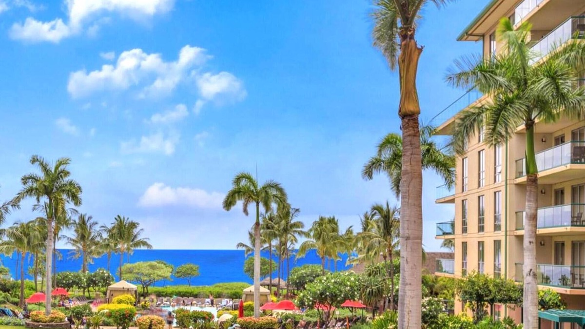 Honokowai Condo | KBM Resorts | 5-Bedroom Honua Kai Collection | Multi Unit Listing | Same Floor | Ocean and Mountain Views + 3 Free Rental Cars! HKH-229/36/40