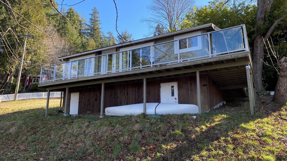 Keats Island House | Keats Island Paradise - Mission Cottage