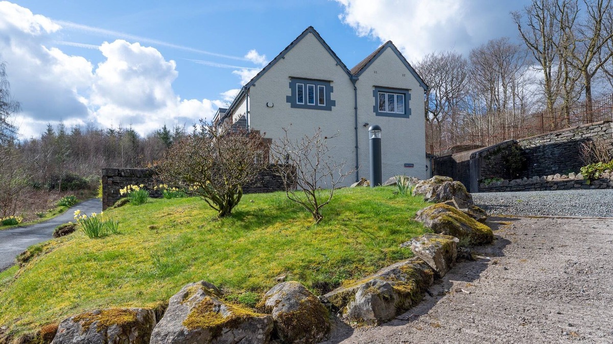 Graythwaite Cottage | Keepers Cottage 1 Graythwaite Estate