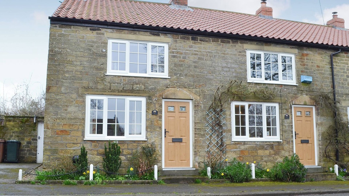 Easterside Cottage | Keldholme Cottage 1 - UK10992