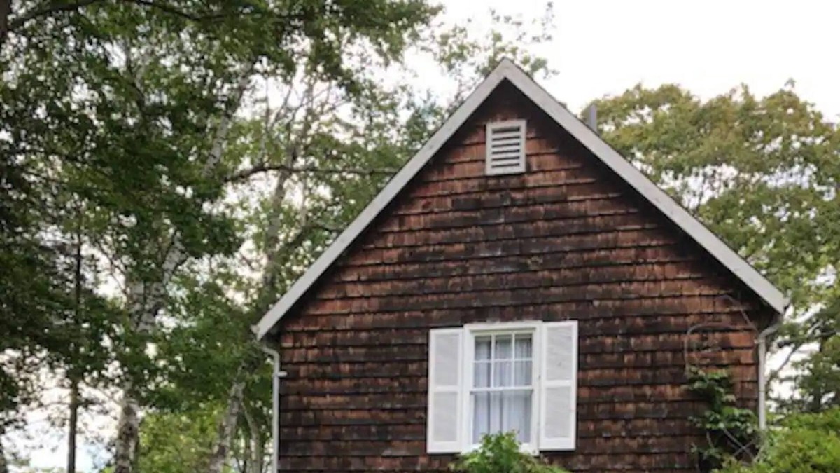 Yarmouth Cottage | Kelley's Ocean View Cottage Little Johns Island