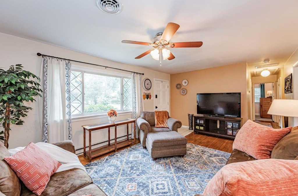Quinton House | Kelly's Comfortable Quinton Home
