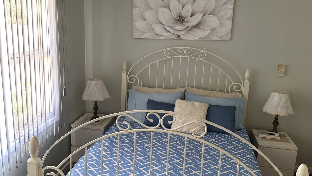 South Bunbury House | Kelly's House excellent for contractors,families and pets