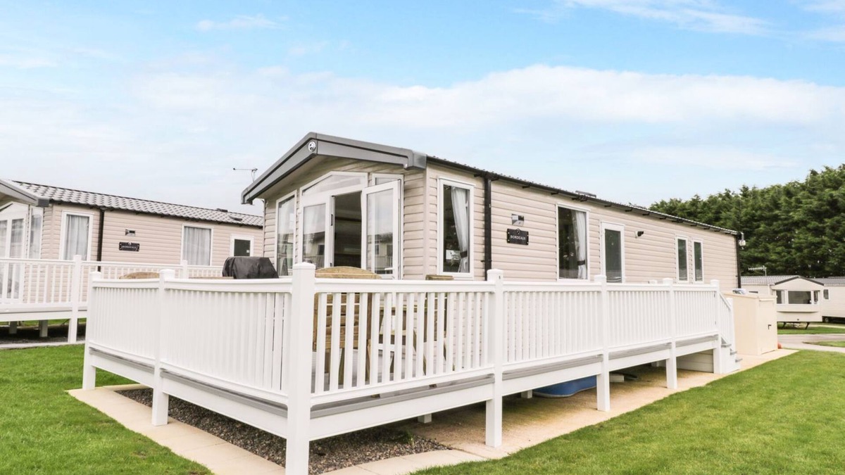 Cayton Bay Cottage | KELLY'S RETREAT, family friendly, country holiday cottage in Cayton