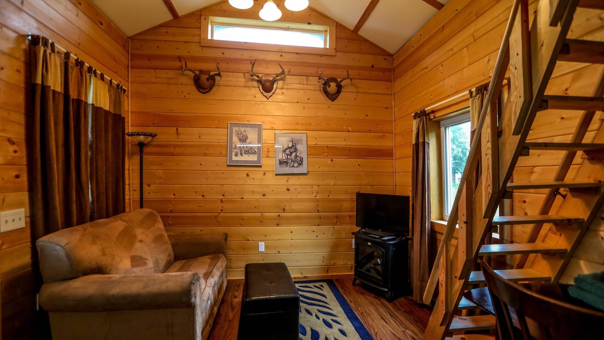 Kalifornsky Cabin | Kenai Cabin