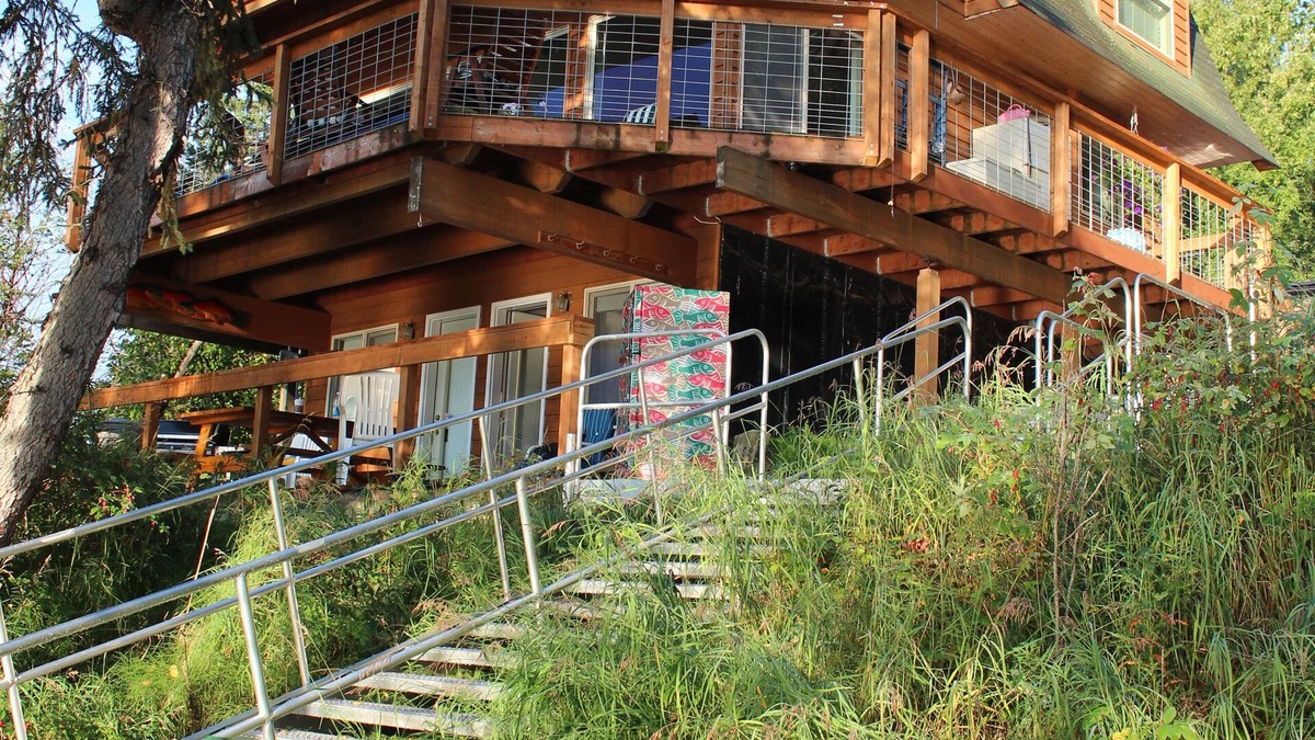 Sterling Ski Chalet | Kenai Riverfront Chalet Centrally Located On The Kenai Peninsula