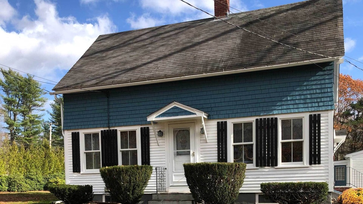 Kennebunk House | Kennebunk Home w/Yard < 1 Mile to Dock Square!