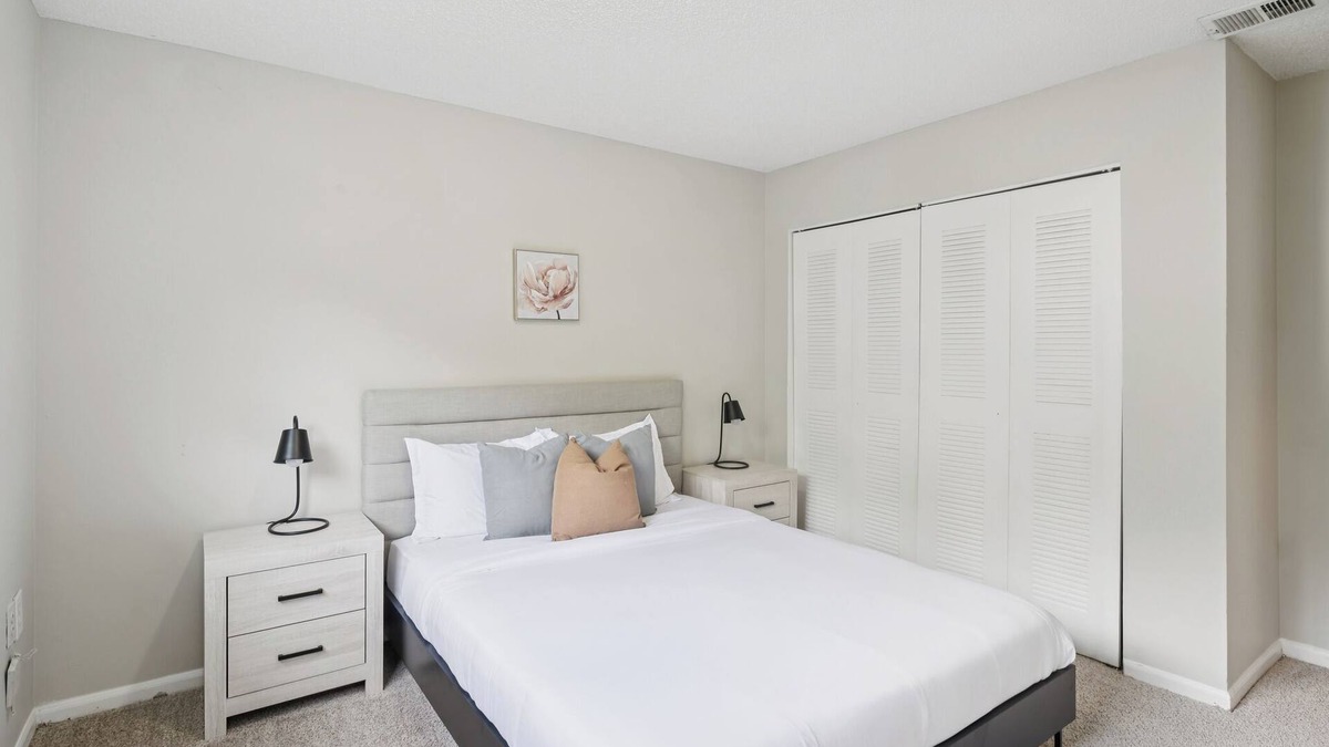 Decatur Apartment | Kenridge Apartments 1635 I Comfy 2 Bed 2 Bath