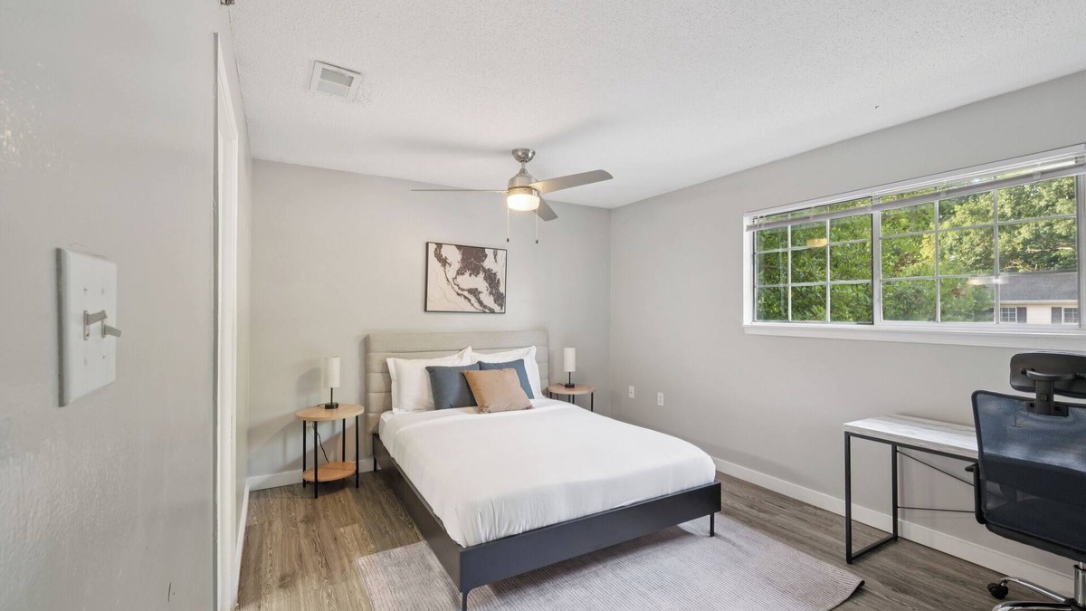 Decatur Apartment | Kenridge Apartments 2045 I 2 Bed 2 Bath