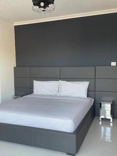 Eden Gardens Apartment | Kensington Gates-Oasis