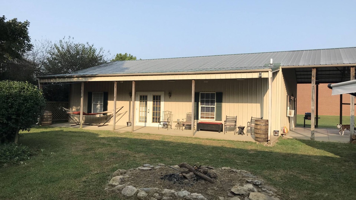 Mount Washington House | Kentucky Derby Guest House < 16 guest !