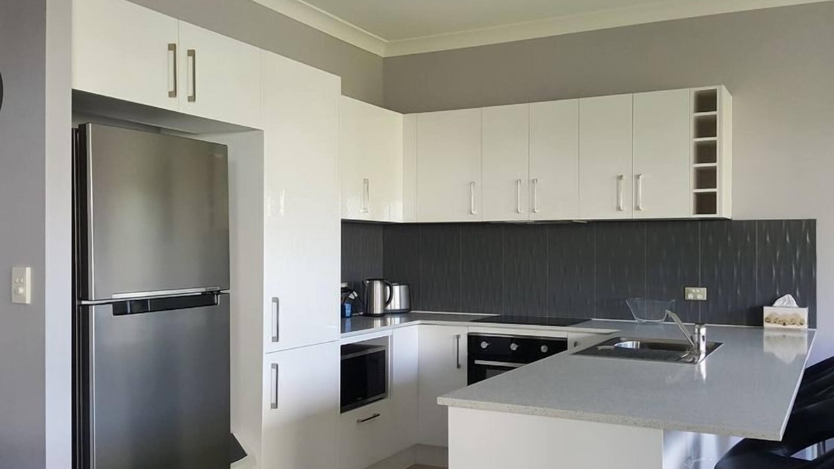 McDowall House | Keona Grove Home 2 - beautiful Townhouse