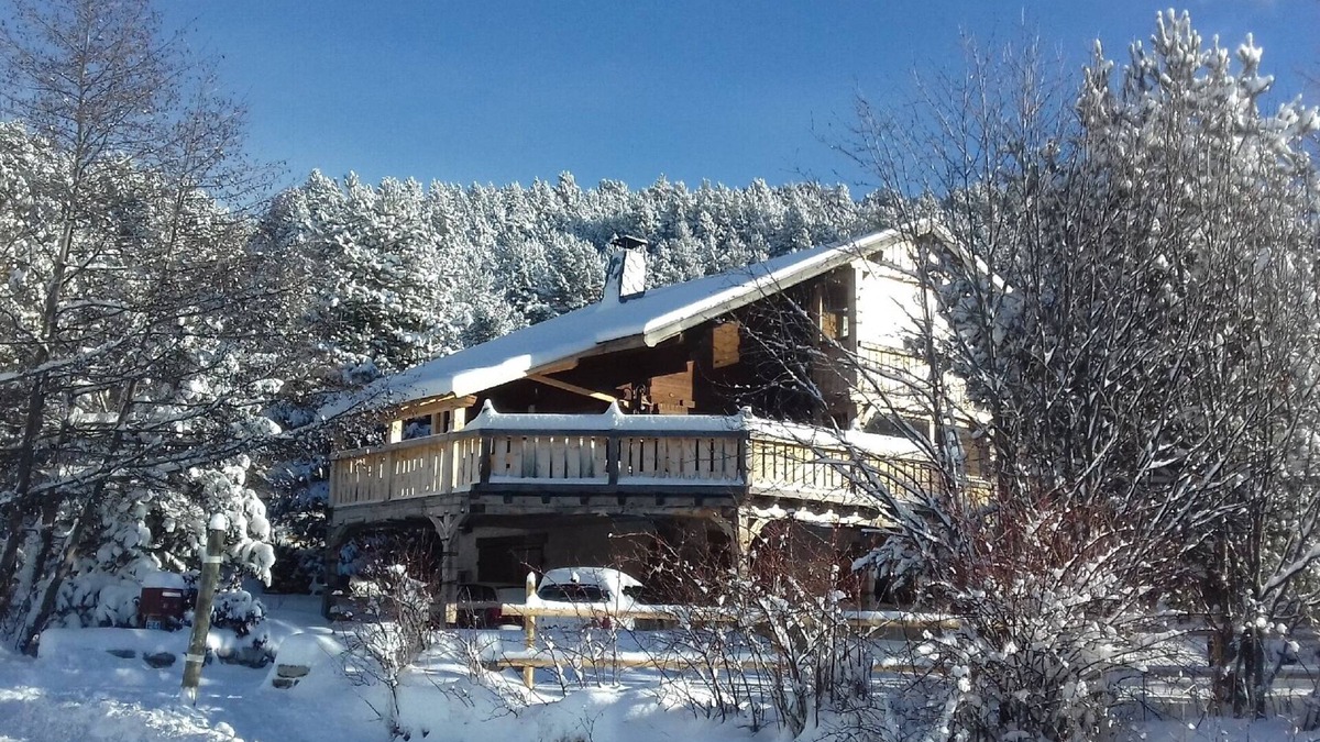 Superbolquere Ski Chalet | Ker Cartier - GDF-Chalet-Apartment-Mountain view-Ensuite with Bath