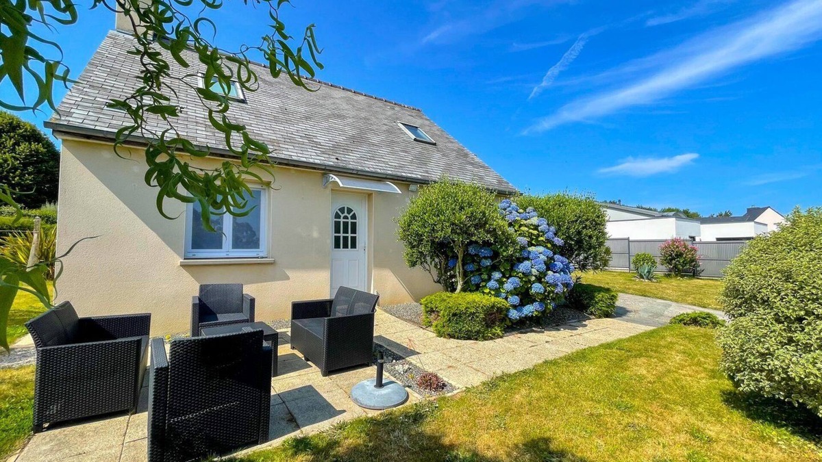Minihy-Treguier House | Ker Martin, between Paimpol and Perros-Guirec