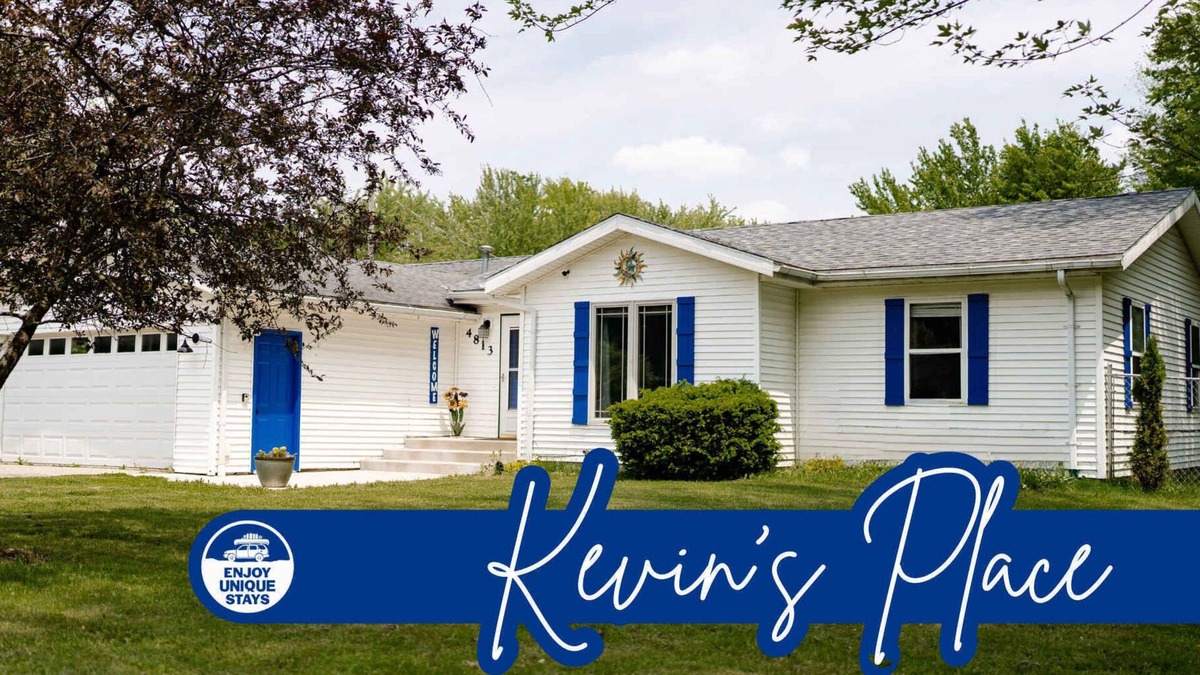 Paw Paw Lake House | Kevins Place near PawPaw Lake!
