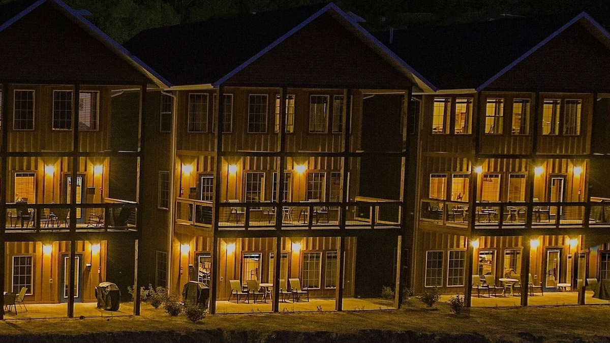 Houghton Cabin | Keweenaw Waters Resort