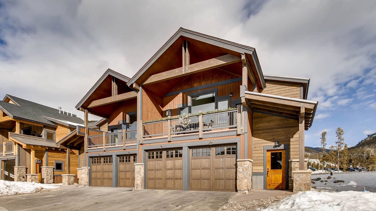 River Run House | Keystone 4BR Townhome at River Run Base - Time to start planning your SKI TRIP!