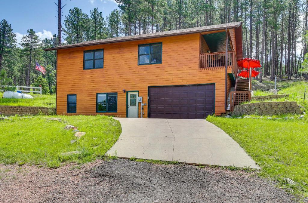 Keystone House | Keystone Escape with Amazing Mt Rushmore View!