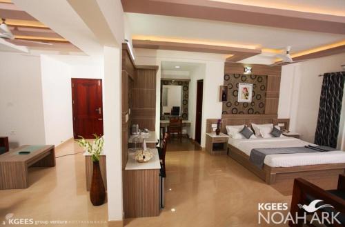 Thodupuzha Hotel | Kgees Noah Ark