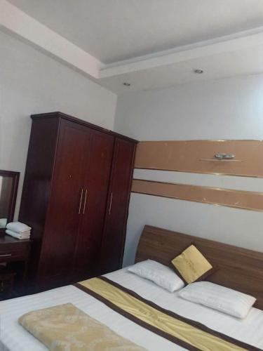 District 12 Hotel | Khách sạn Gia Thịnh