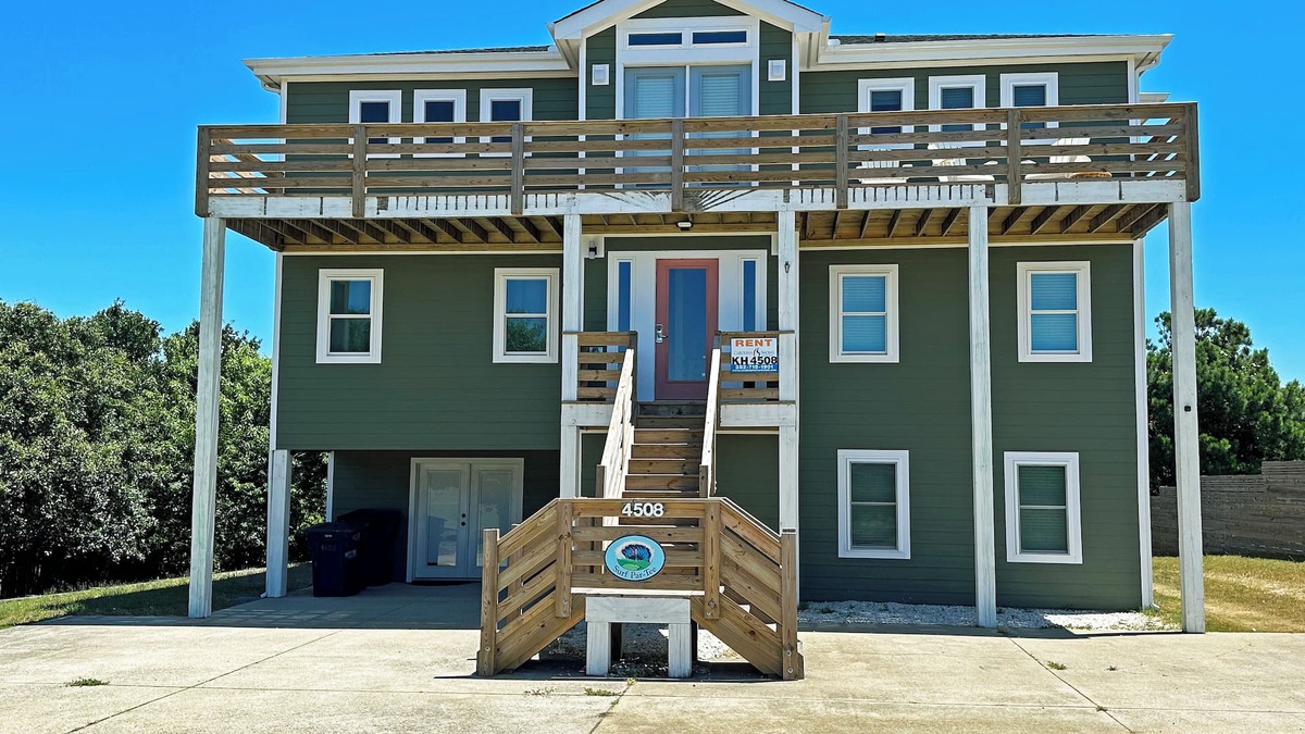 Sea Scape House | KH4508- 6 BRs w/pool table, gourmet kitchen, private pool and hot tub!