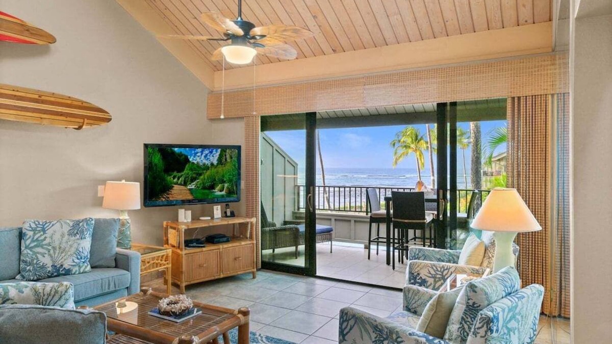 Kahana Condo | KHV 9 2BR Oceanfront Condo w Panoramic Maui View