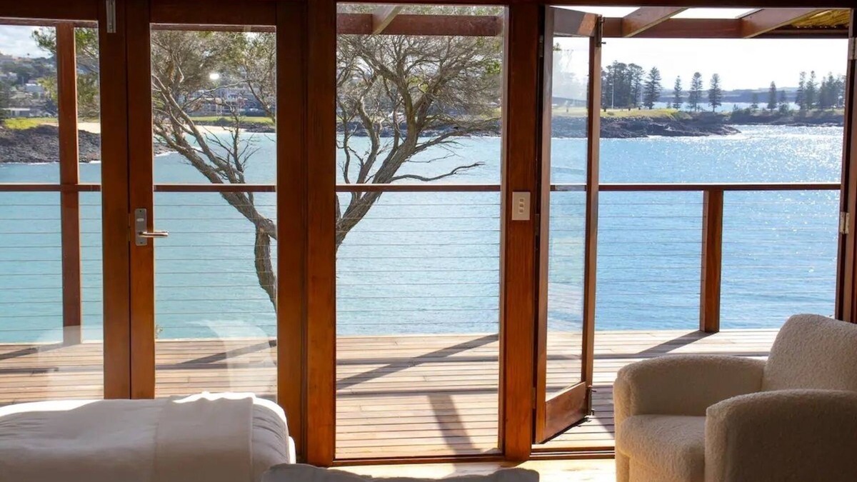 Kiama House | Kiama beachfront house with stunning ocean views.