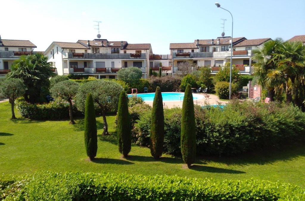 Brebbia Apartment | Kibilù - Brebbia Bilocale con Piscina Parcheggio vicinanze Lago Maggiore