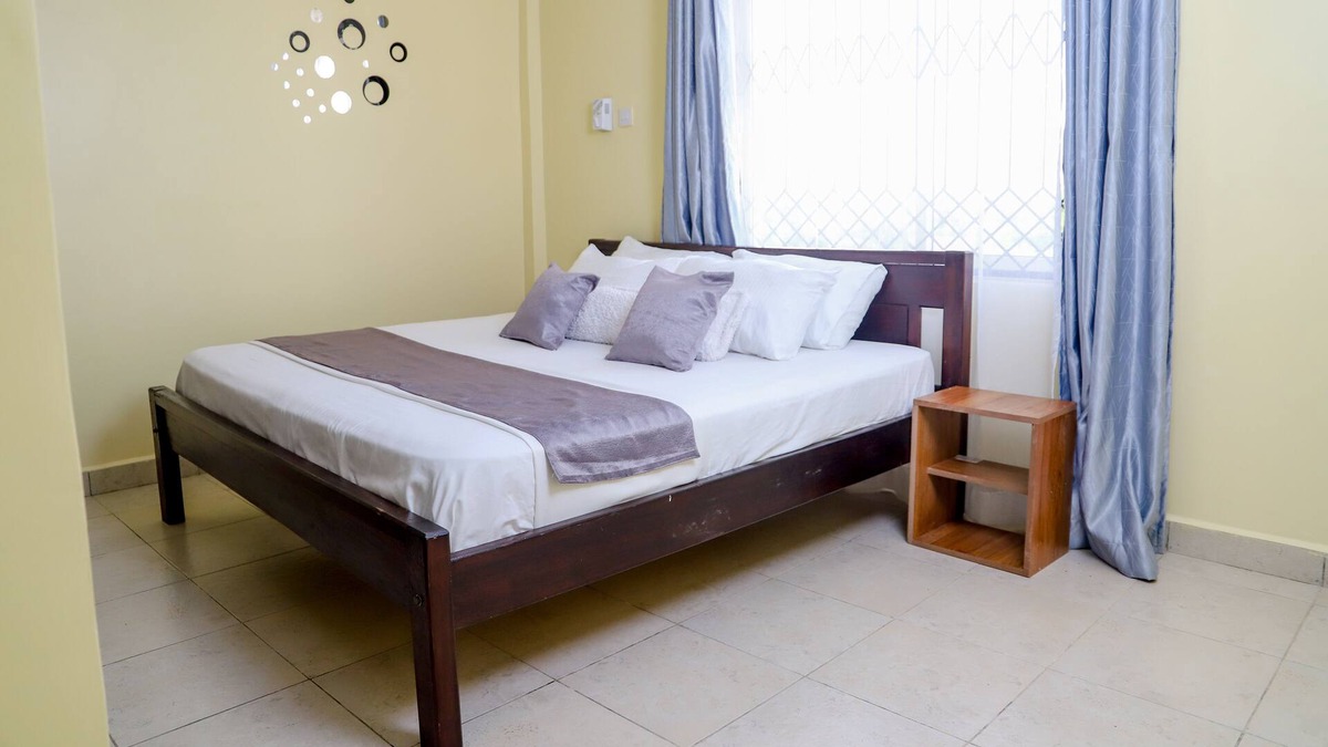 Kilifi Apartment | Kick back and relax in this calm, stylish pl