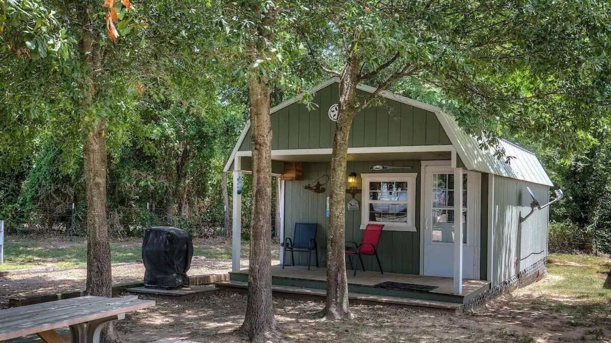 Emory Cabin | Kick Back @ Lake Fork