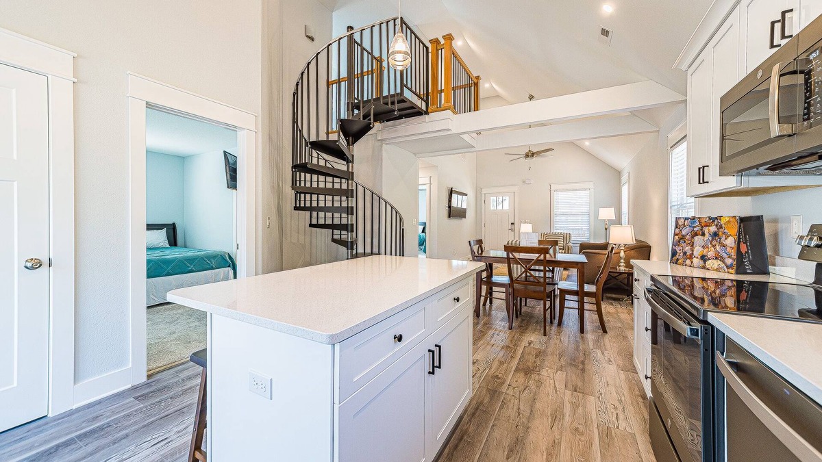 Harbinger House | KIL9101 Kilmarlic Jones Cottage. Golf Resort, Community Pool & Fitness