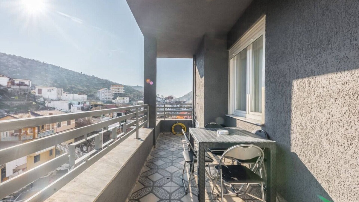 Shkoder Apartment | Kilian 13 Apartment by PikHost