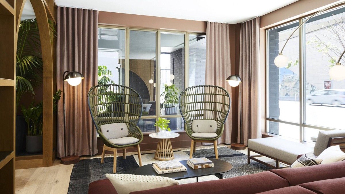 Bloor-Yorkville Hotel | Kimpton Saint George by IHG