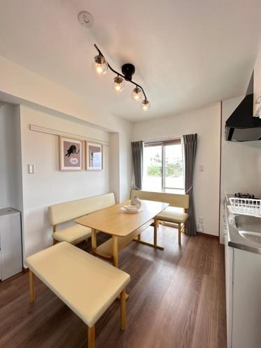 Maekawa Apartment | Kin-Con-Kan 303 新築 那覇空港から車で25分 コンビニ徒歩1分 沖縄ワールド徒歩9分ファミリーや長期滞在者にもお勧め