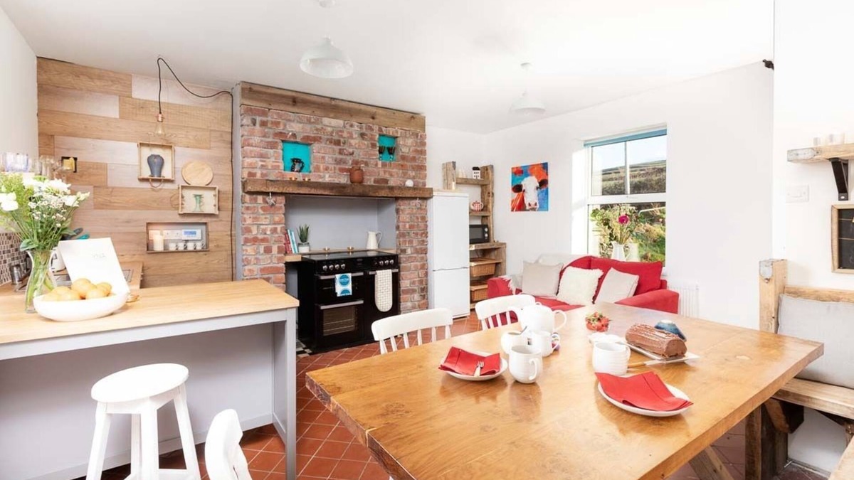 Lispole House | Kinard Farmhouse 3 bedroom house VRBO