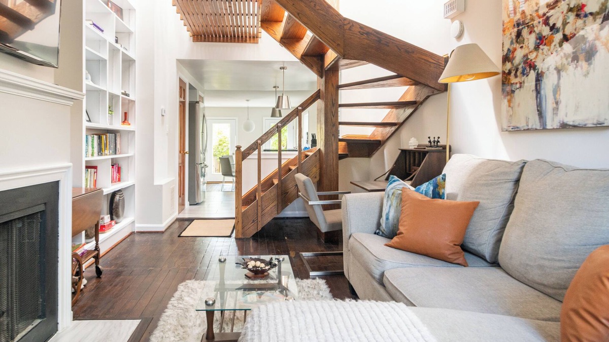 Southwest Quadrant House | |~| King Bed/Fenced Yard |~| Serene Old Town Sanctuary |~|