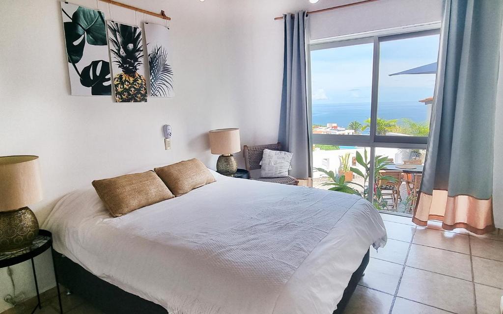 Los Ayala House | King Bed Suite in Private Hilltop Home Pool AC and Ocean Views