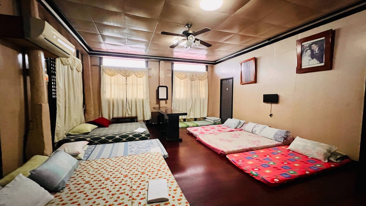 Bantay House | King Henrys Transient House