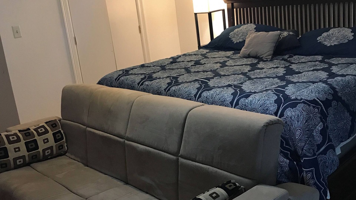 McAllen Apartment | King Master Suite Studio